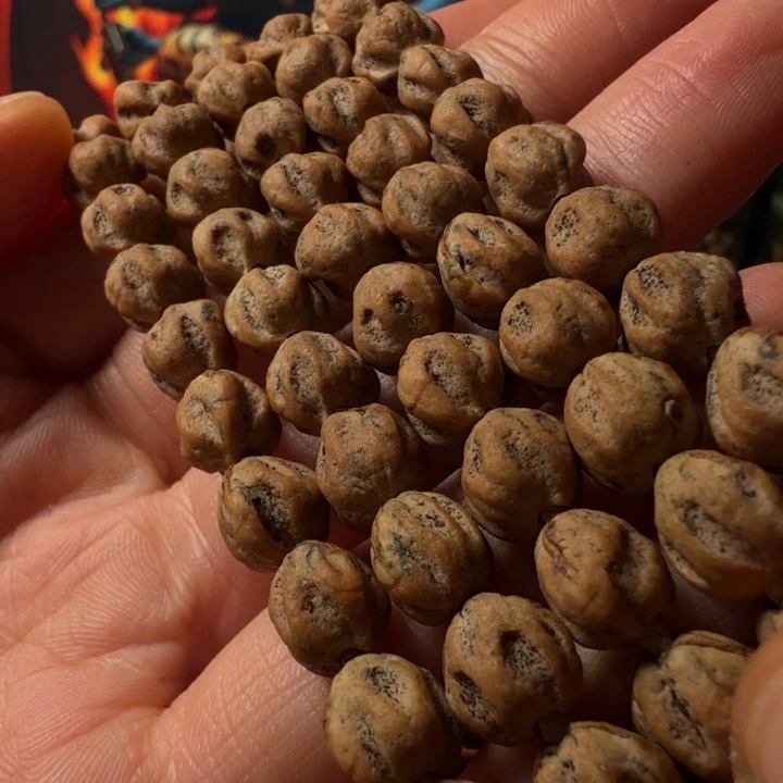 w***y柏香籽/百香籽吊坠