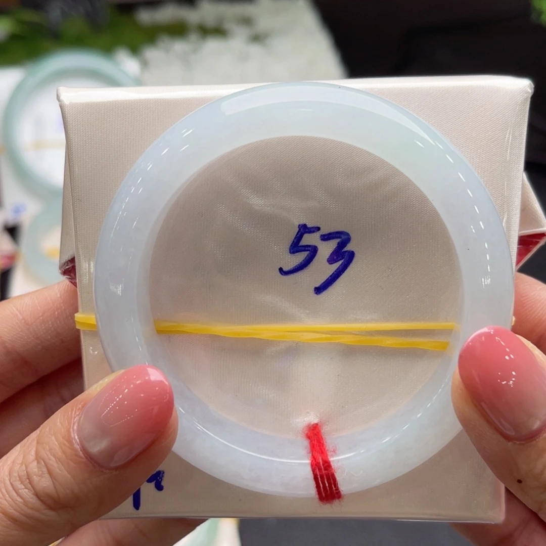 翡翠未镶嵌手镯缅甸