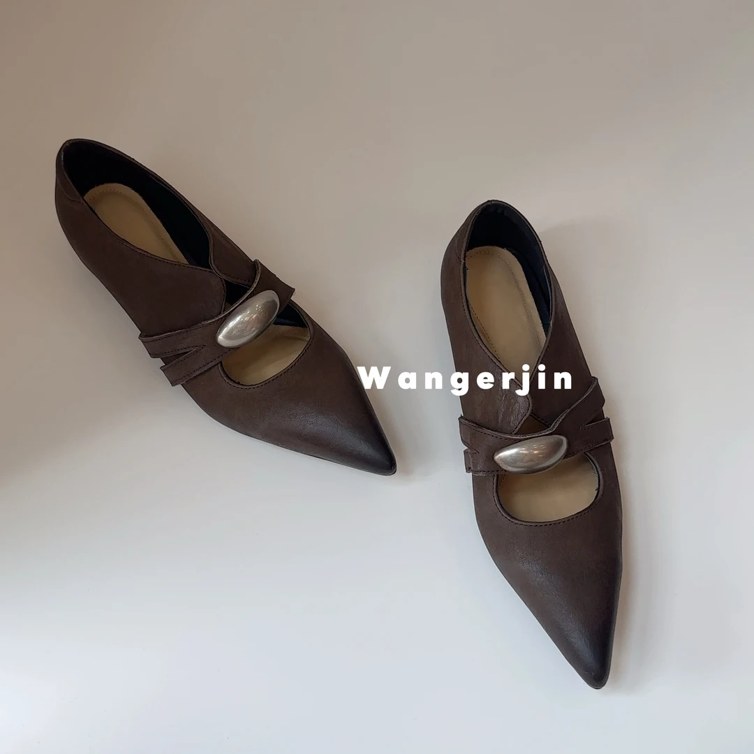 【六呈六】牛皮/3CM/法式尖头气质一字带镂空金属扣玛丽珍时装单鞋