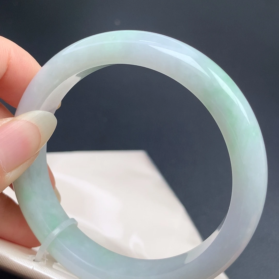 翡翠未镶嵌手镯57.6圈口