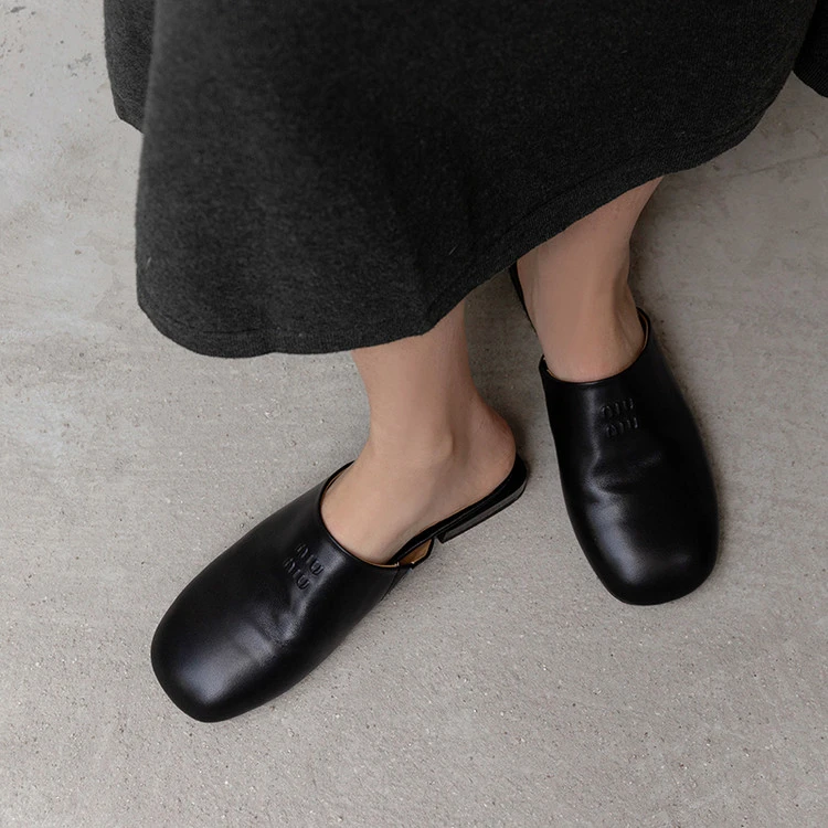 鞋子女款爆款2025新款女式外穿凉拖鞋真皮半拖包头拖鞋女外穿平底