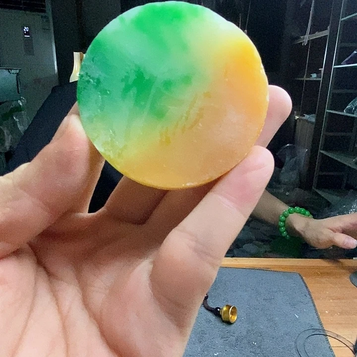 210 缅甸保真精品吊坠