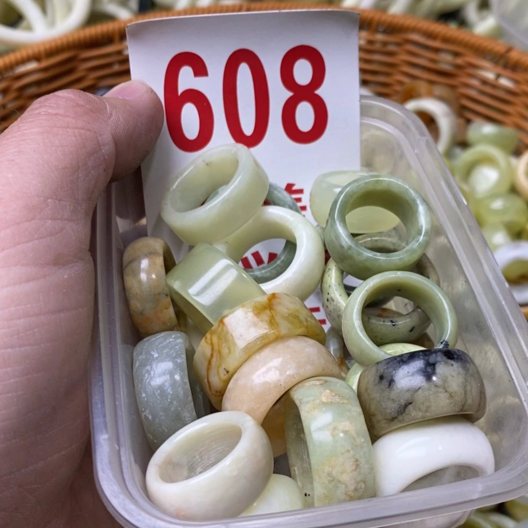 蛇纹石玉珠子未镶嵌