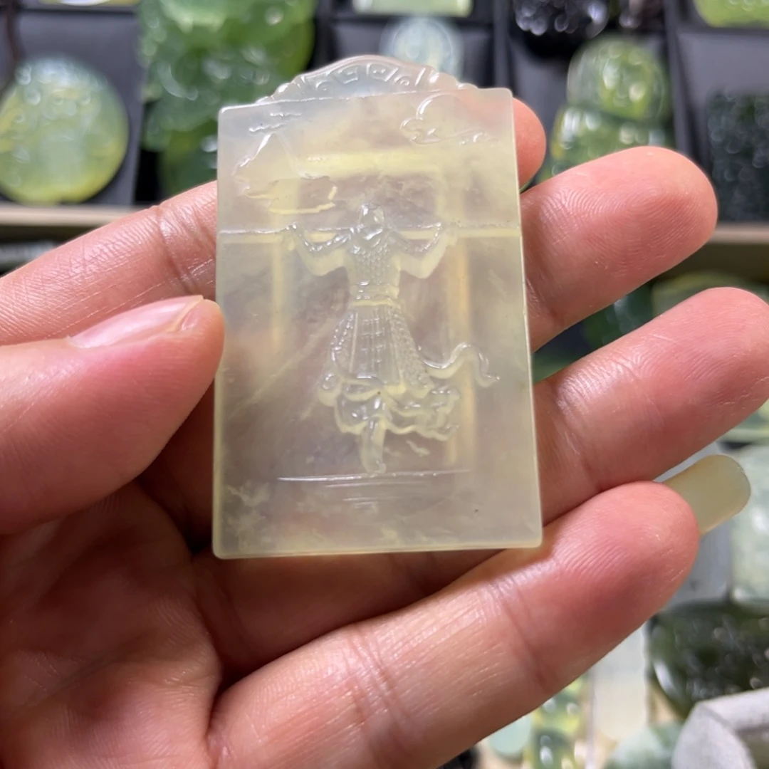未镶嵌蛇纹石玉颈饰