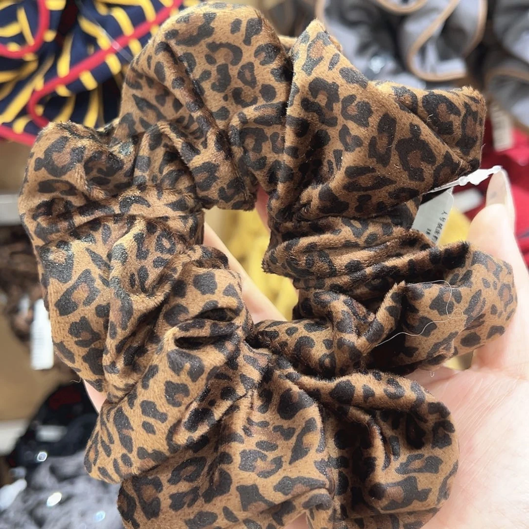 皮质铁合金豹纹大肠圈