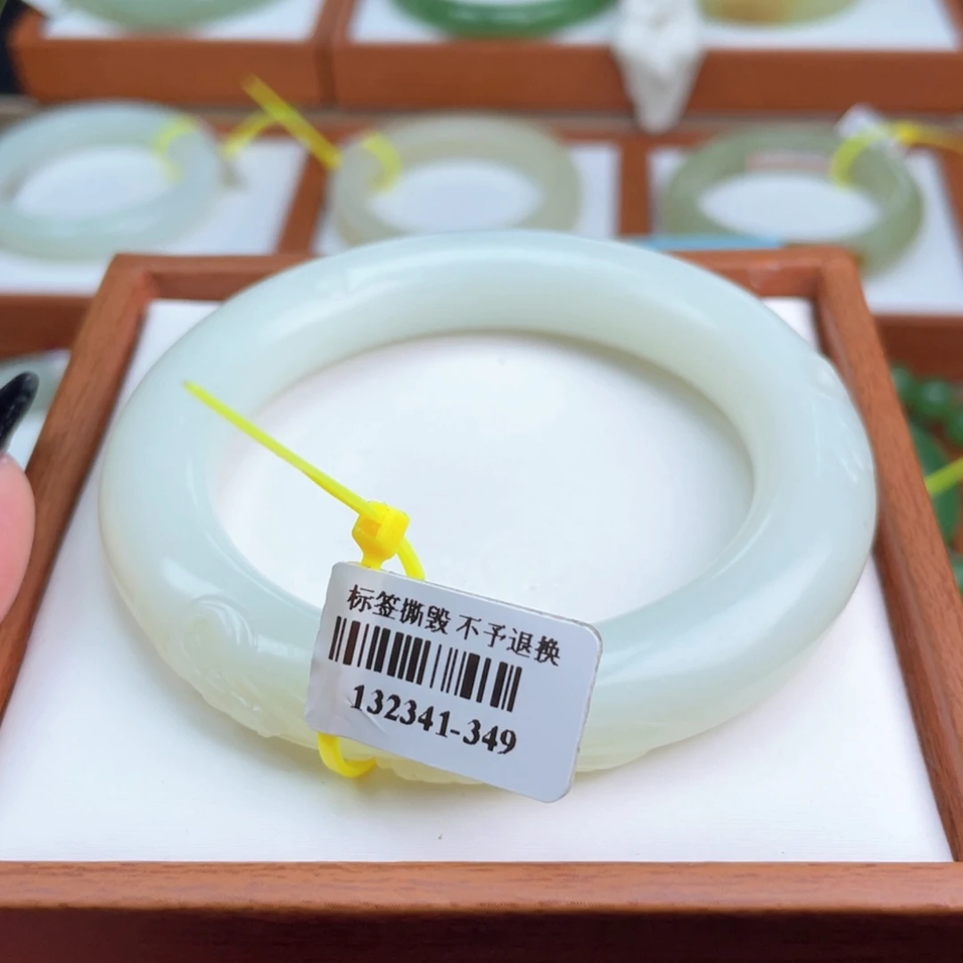 【闪购商品】未镶嵌手镯和田玉59.3