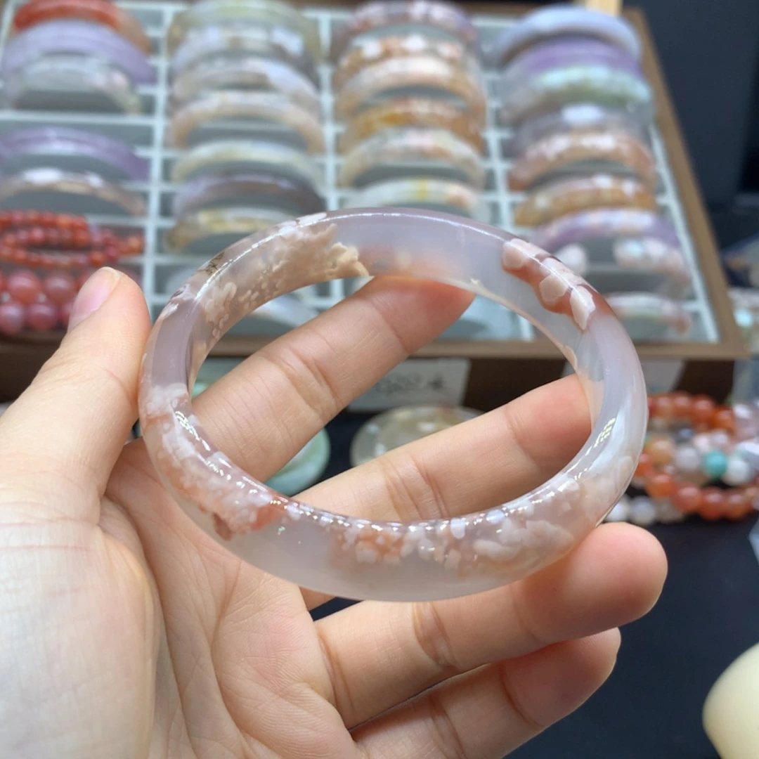 【闪购商品】玛瑙/玉髓手镯未镶嵌布**贝