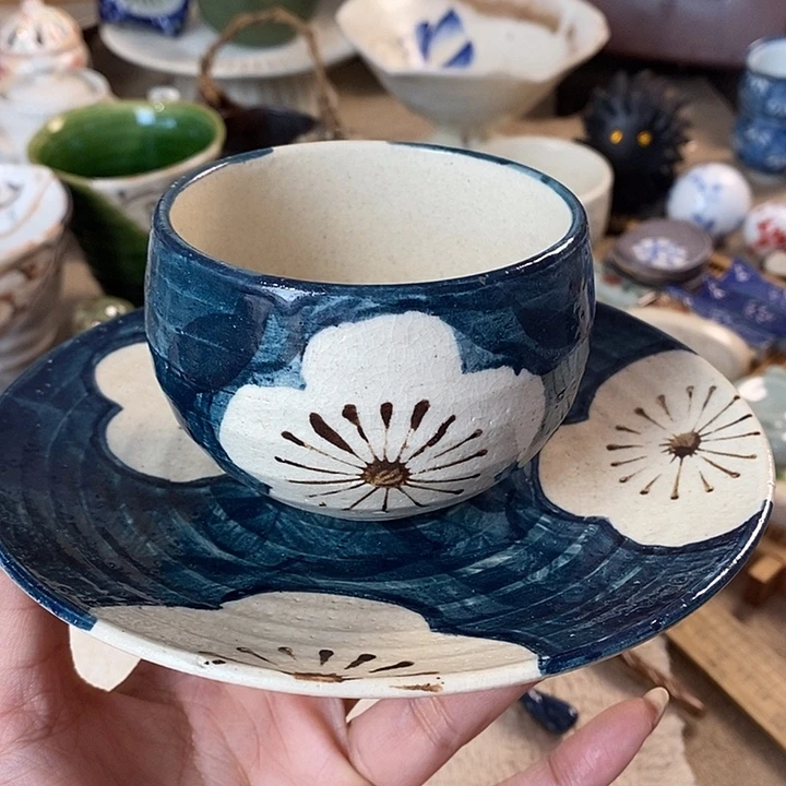 瓷片哈哈哈哈这两种颜色