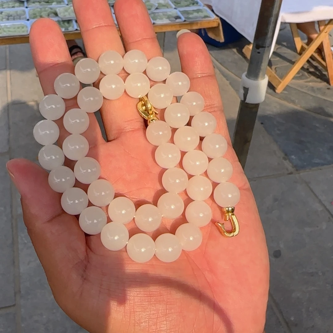 和田玉未镶嵌颈饰羊脂白玉珍藏品卡12