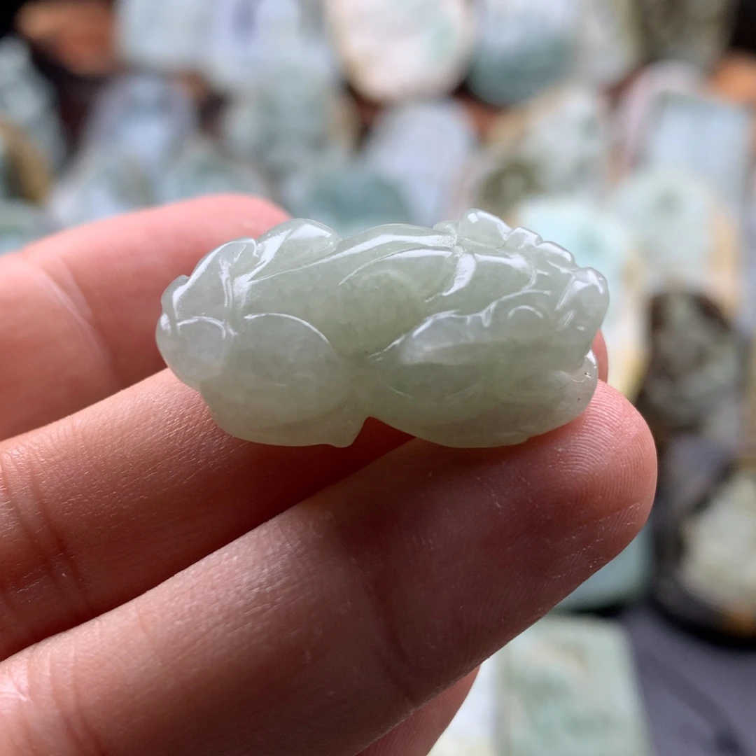 定制翡翠未镶嵌翡翠