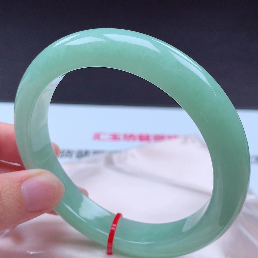 翡翠未镶嵌手镯002066 手镯