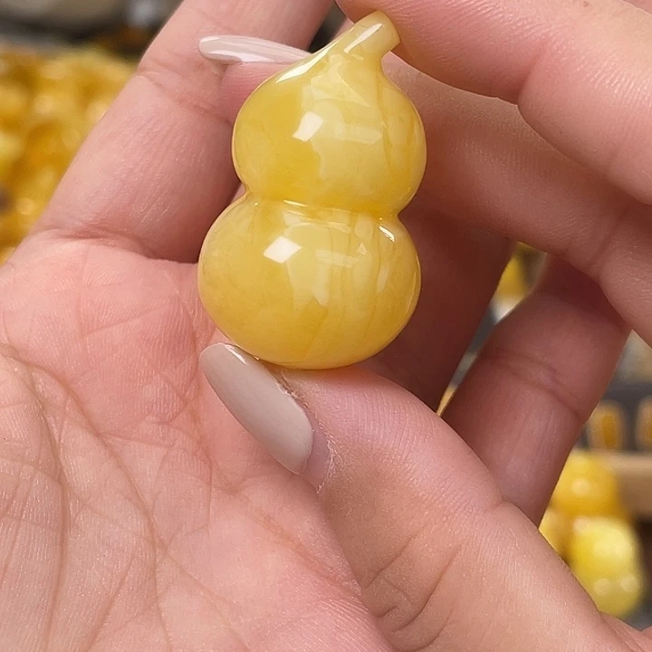 琥珀未镶嵌珠宝奇石h12