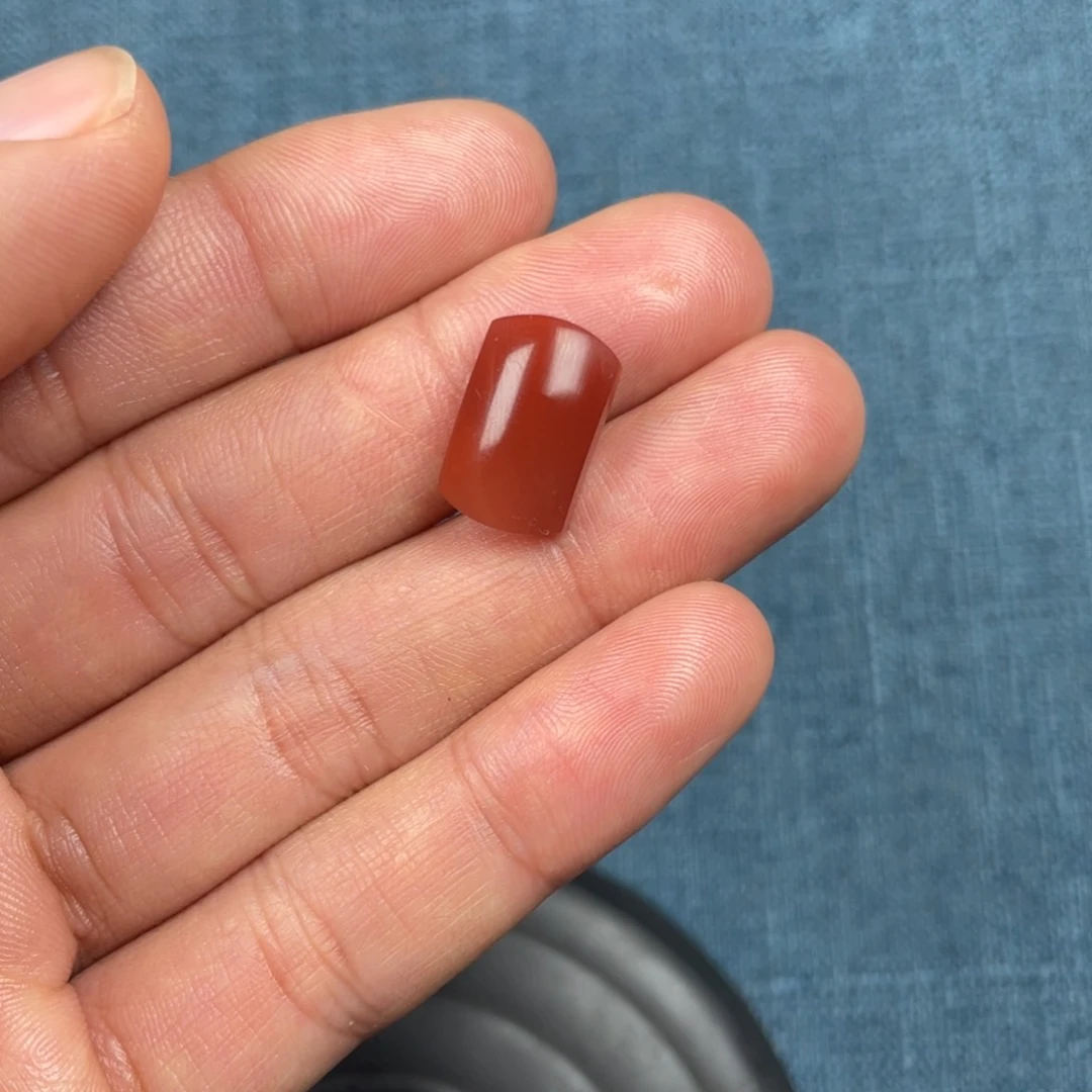 未镶嵌配饰南红玛瑙