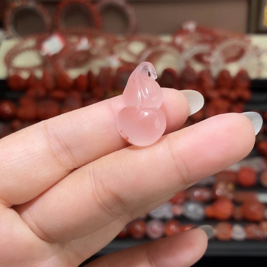 南红玛瑙未镶嵌颈饰冰飘葫芦