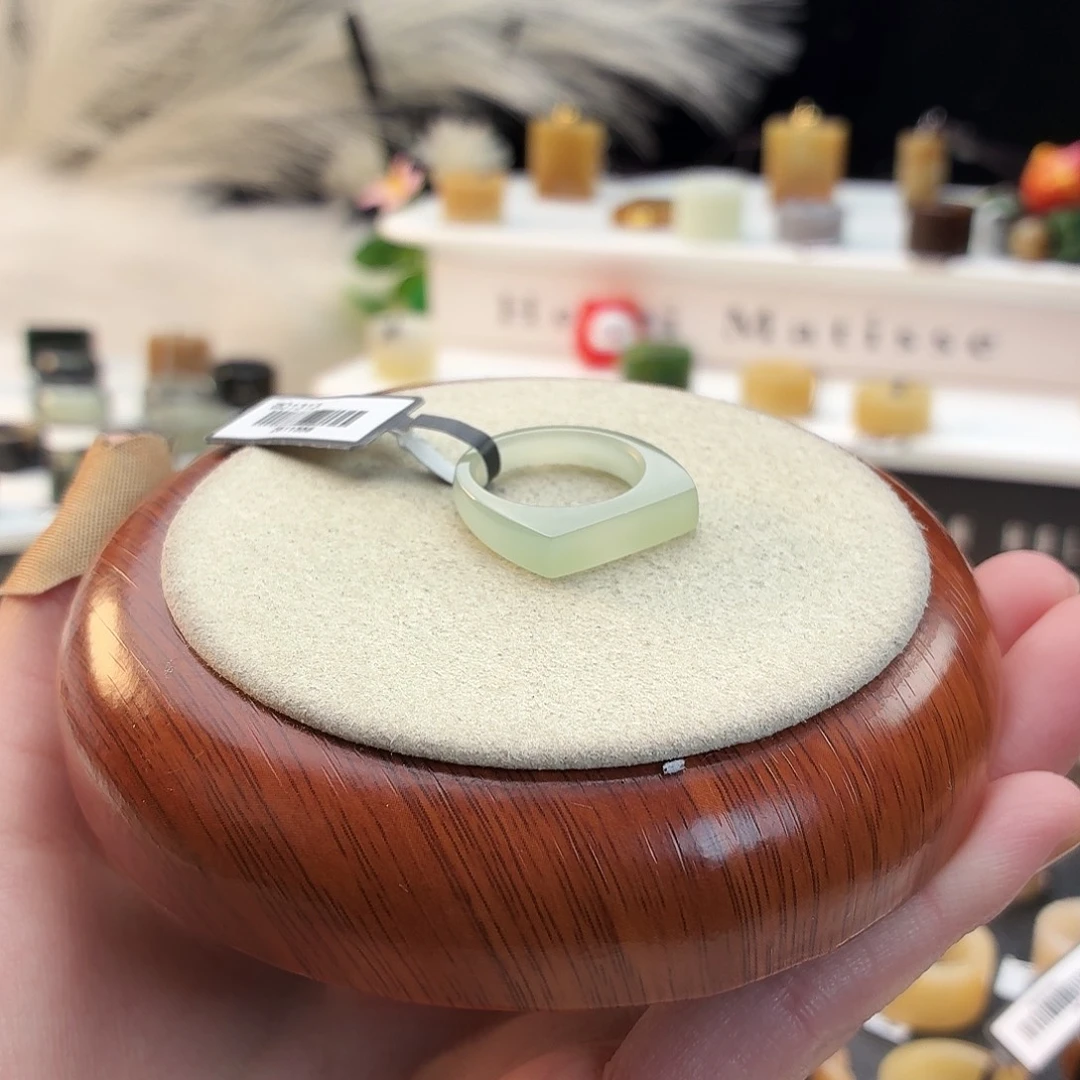 和田玉未镶嵌戒指浅水马鞍17.29mmj143