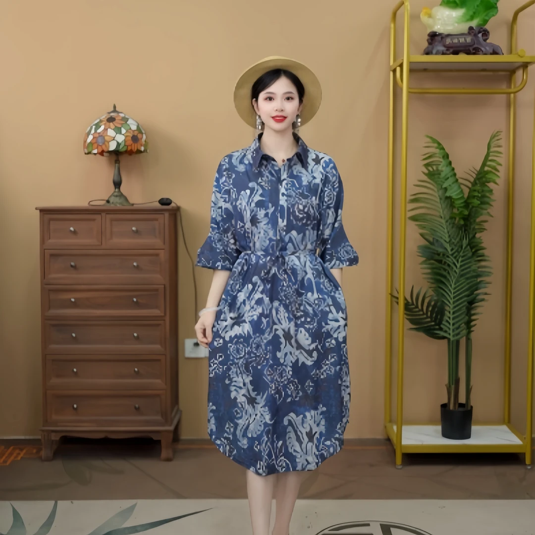 2574   蓝色高端设计感翻领系带连衣裙收腰复古显瘦时尚气质宽松