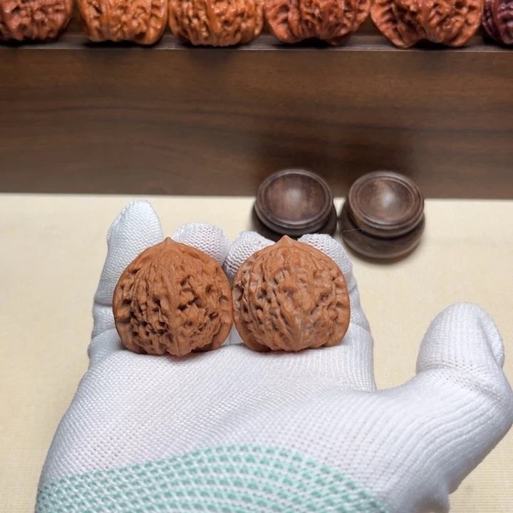 文玩核桃把件秦元