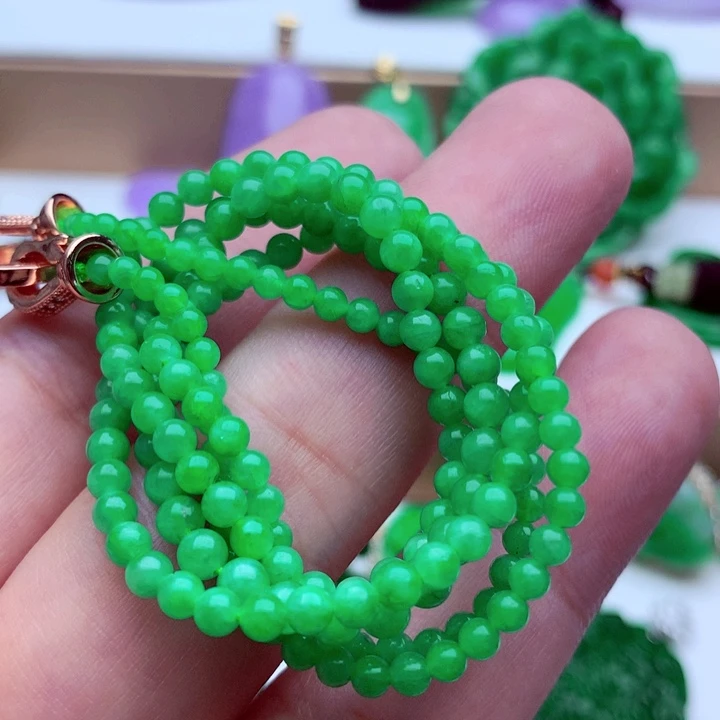 翡翠未镶嵌毛衣链