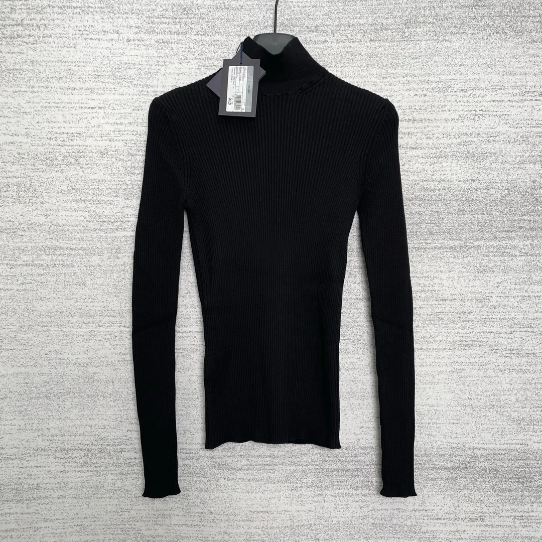 未使用 Prada/普拉达 W118321/黑色高领打底毛衣/40码