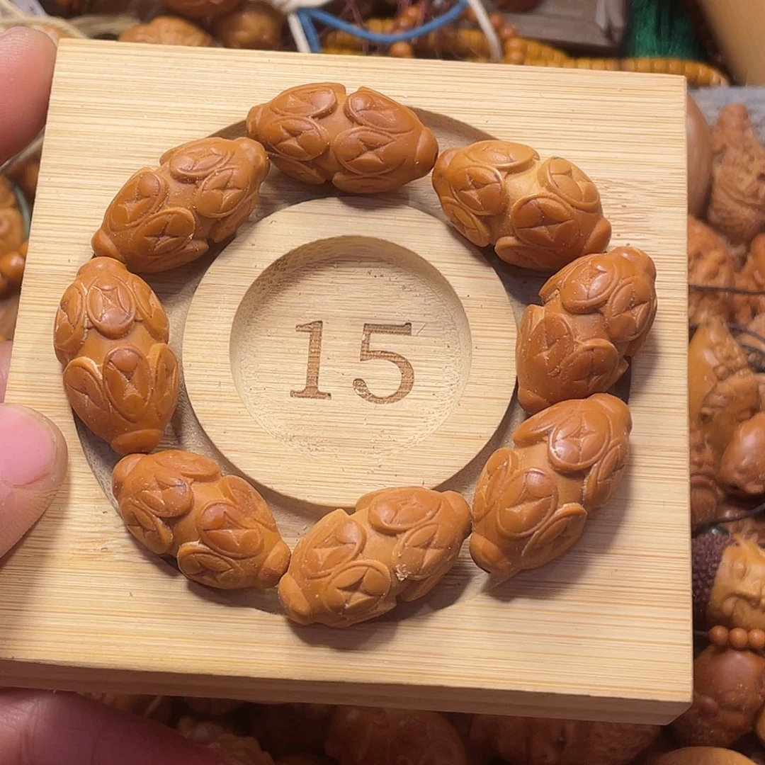 E***r手串/手链橄榄核8颗铜钱292