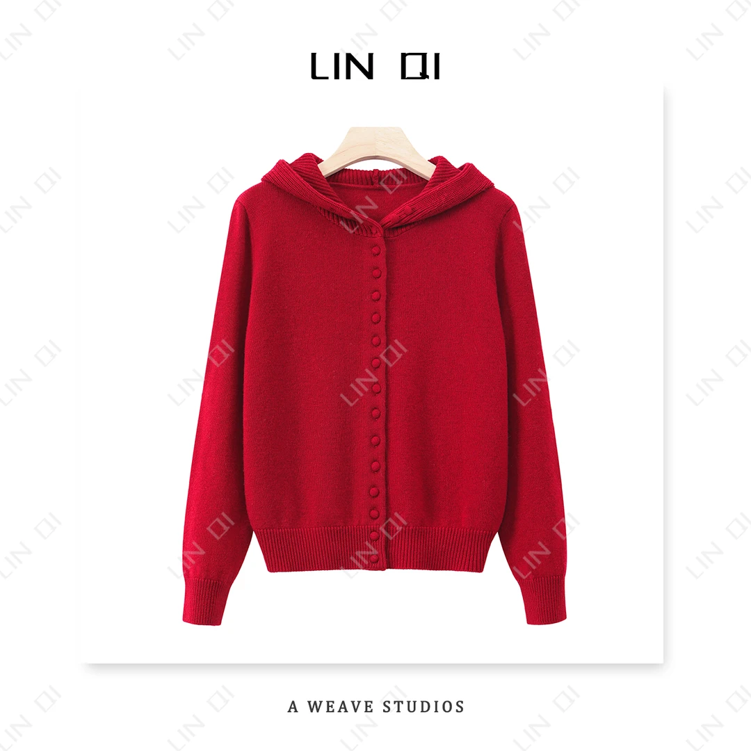 洋气显背薄 100%羊毛单排包扣连帽上衣女2024秋冬时尚气质针织衫