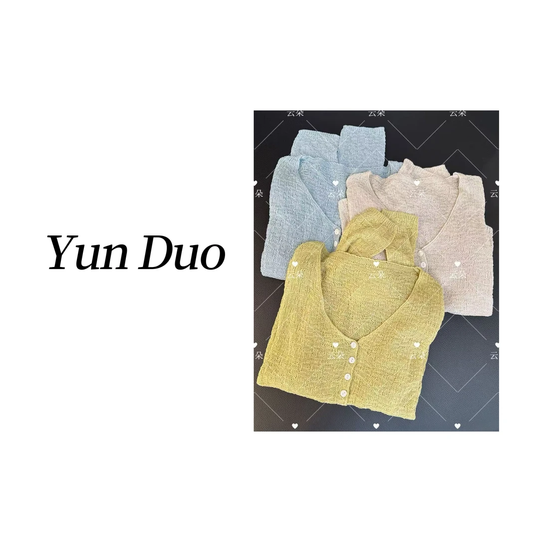 云朵定制 树皮纹V领纯色镂空针织衫LD59