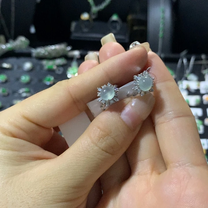 银S925镶嵌翡翠耳饰