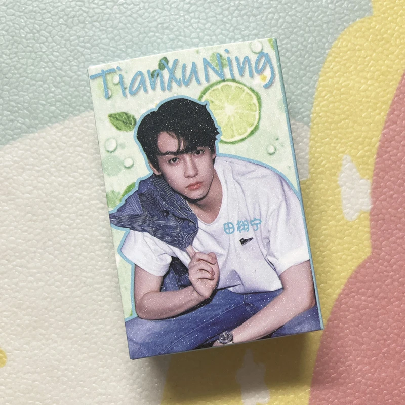 田栩宁周边小卡50张自印个人照片写真集镭射闪卡收藏生日礼物