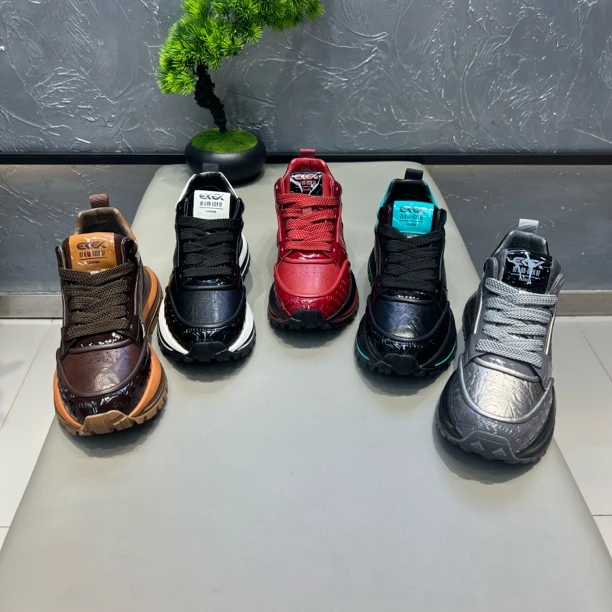 E88-1233冬季新款漆皮拼接高帮时尚休闲百搭透气男士舒适运动潮鞋