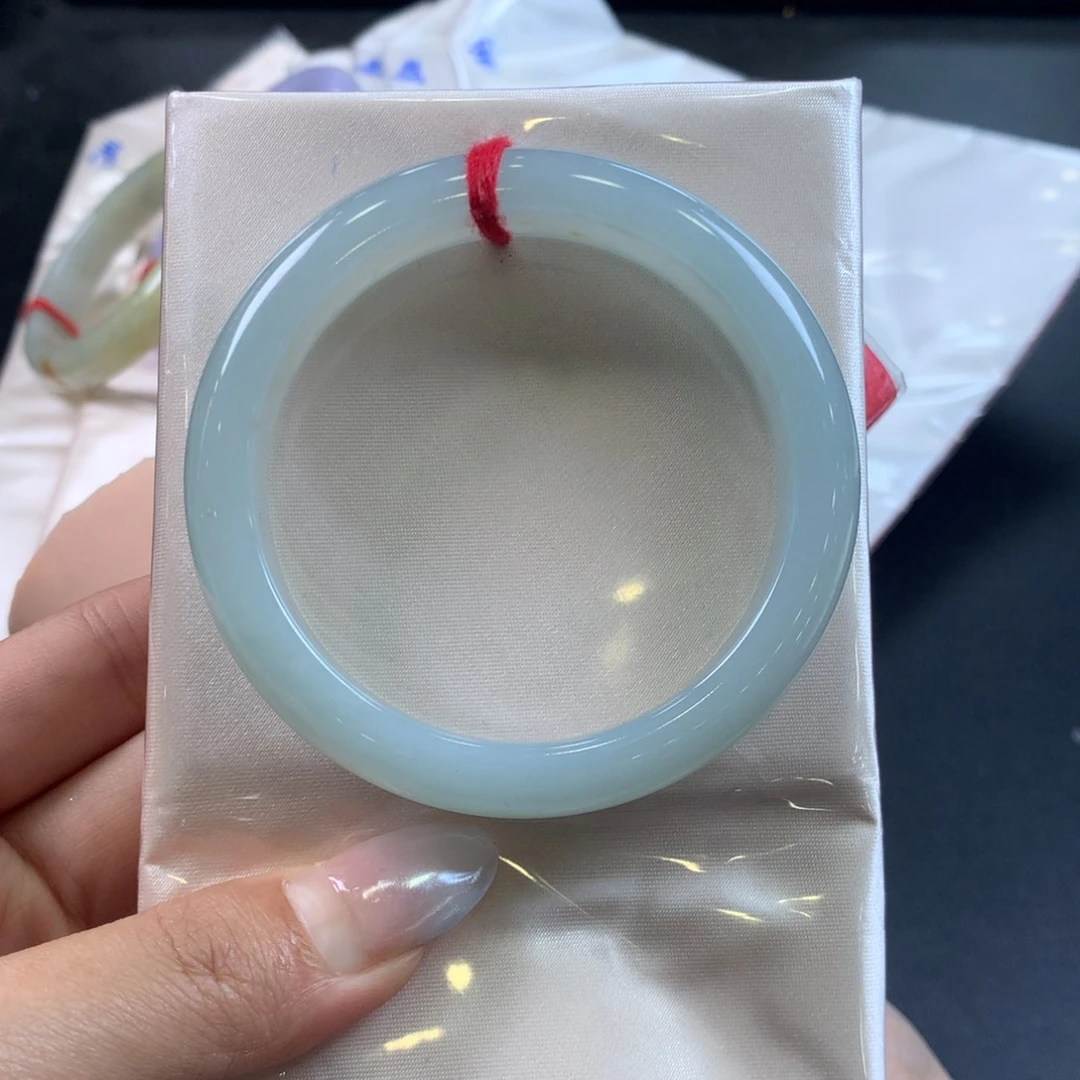翡翠未镶嵌手镯55圈口