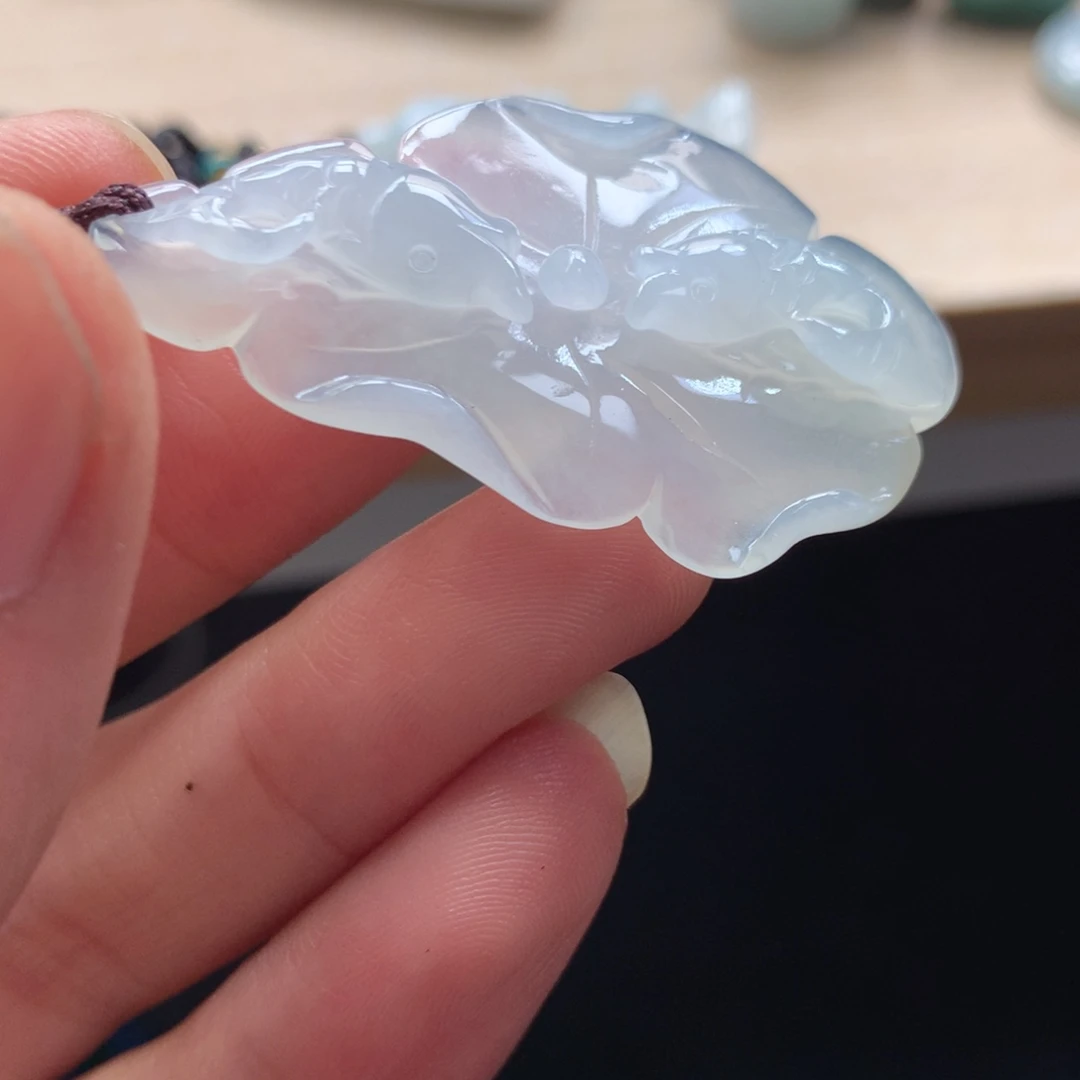 颈饰未镶嵌翡翠吊坠