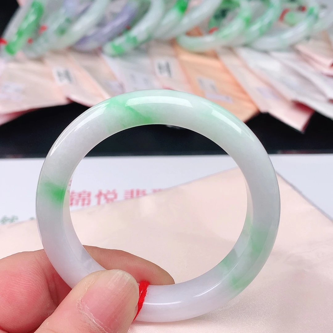 翡翠手镯未镶嵌5733