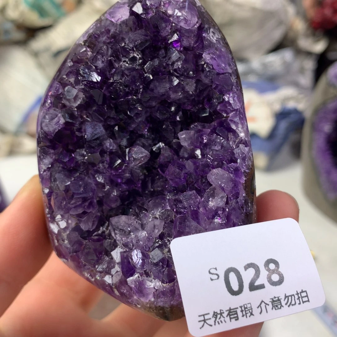 紫晶大型摆件（非配饰）未镶嵌