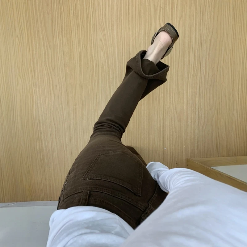 冬季大码棕色加绒简约宽松高腰显瘦牛仔裤女梨型身材遮胯百搭裤子