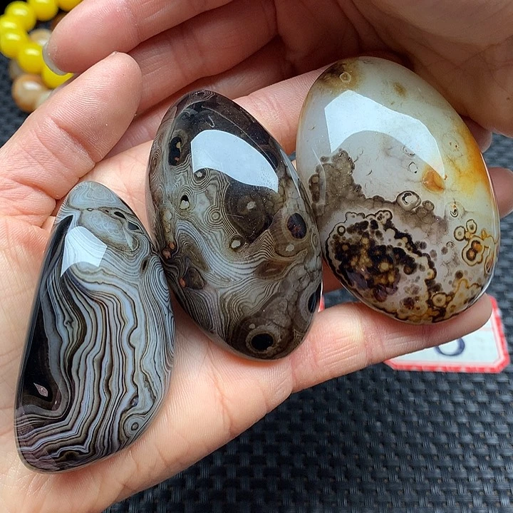 玛瑙/玉髓玛瑙未镶嵌花**州