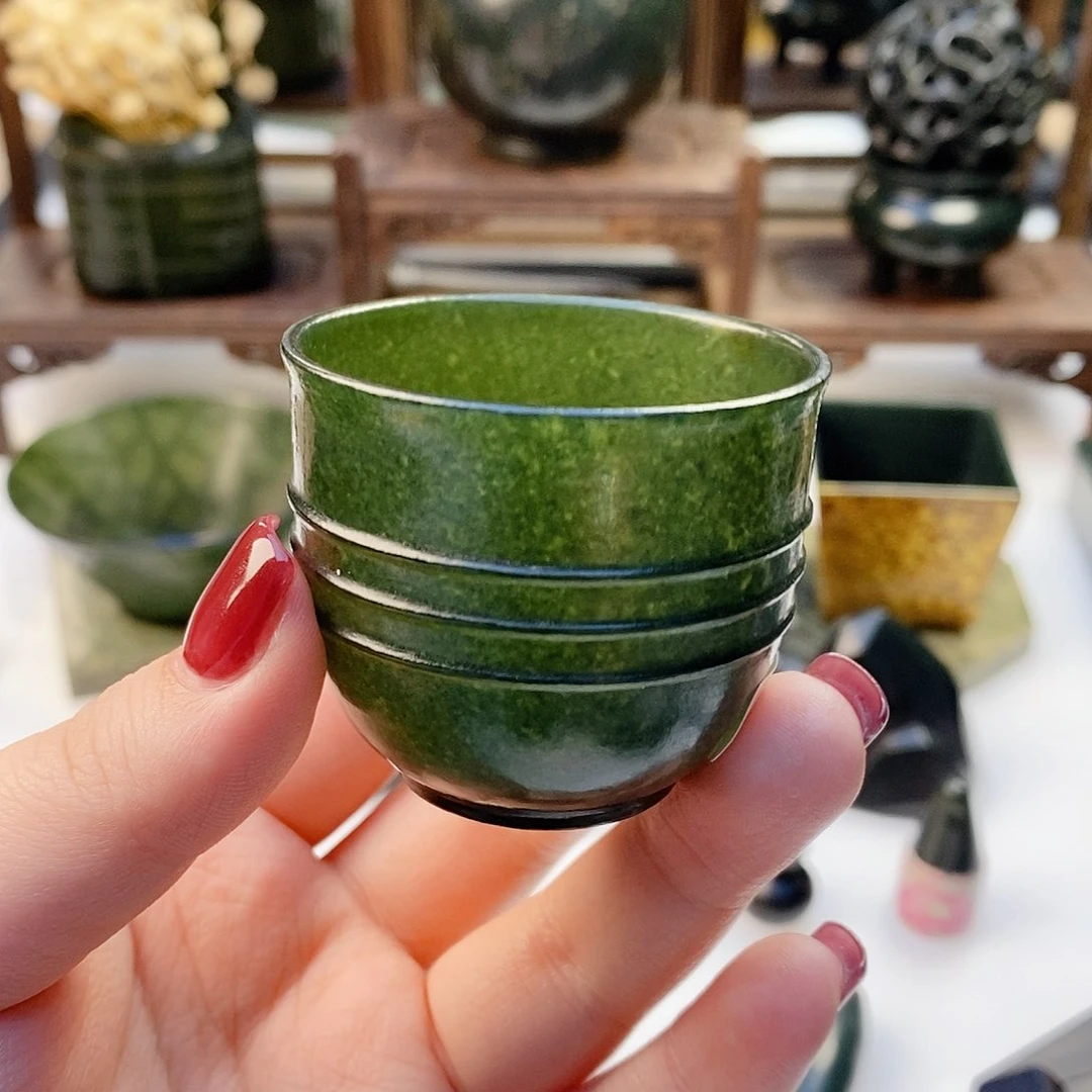 未镶嵌和田玉（青玉）摆件