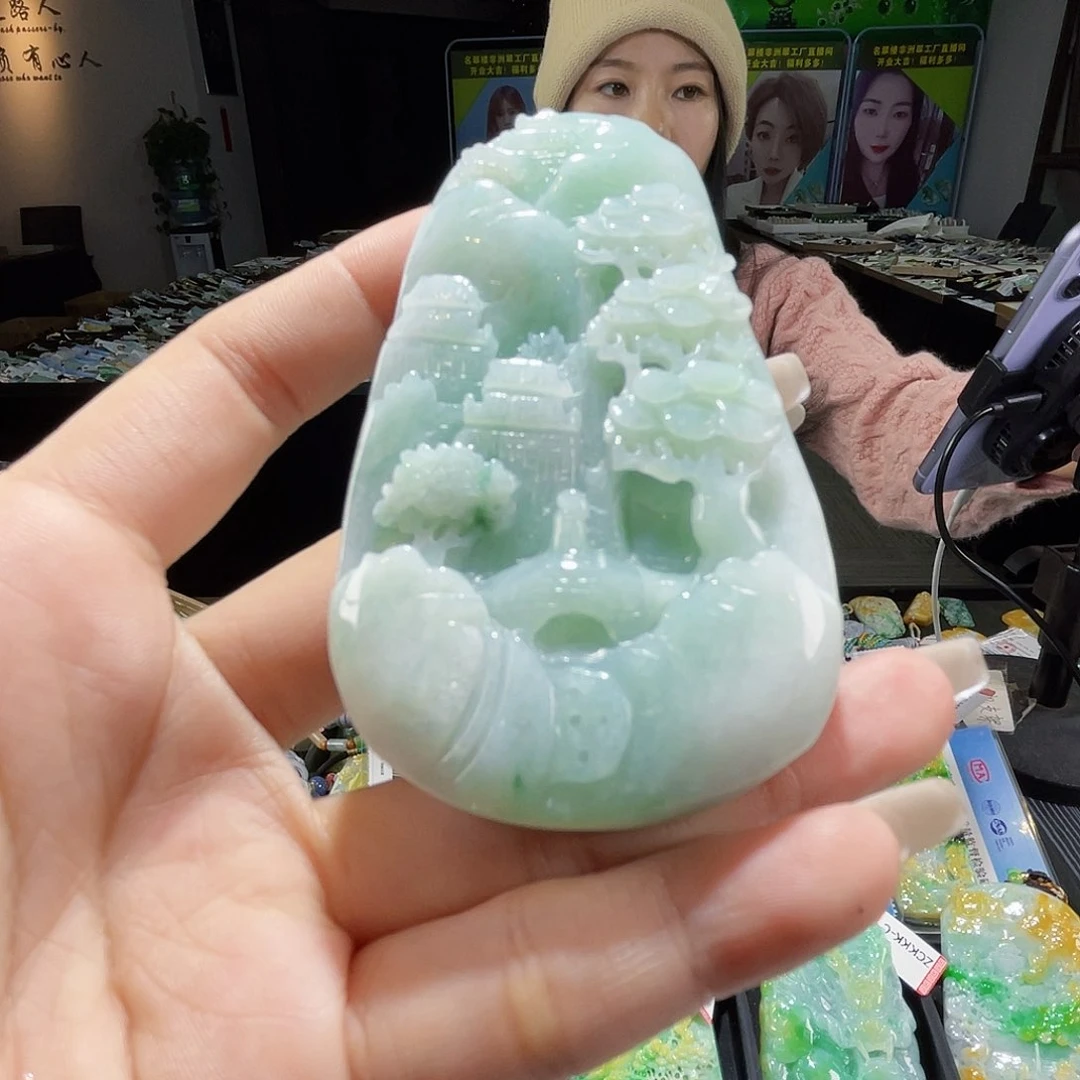 颈饰未镶嵌翡翠一