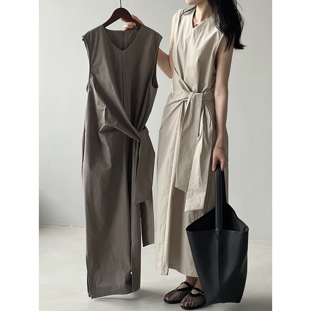 收腰绑带无袖时尚显瘦连衣裙2025夏季新款设计感茶歇法式a字长裙