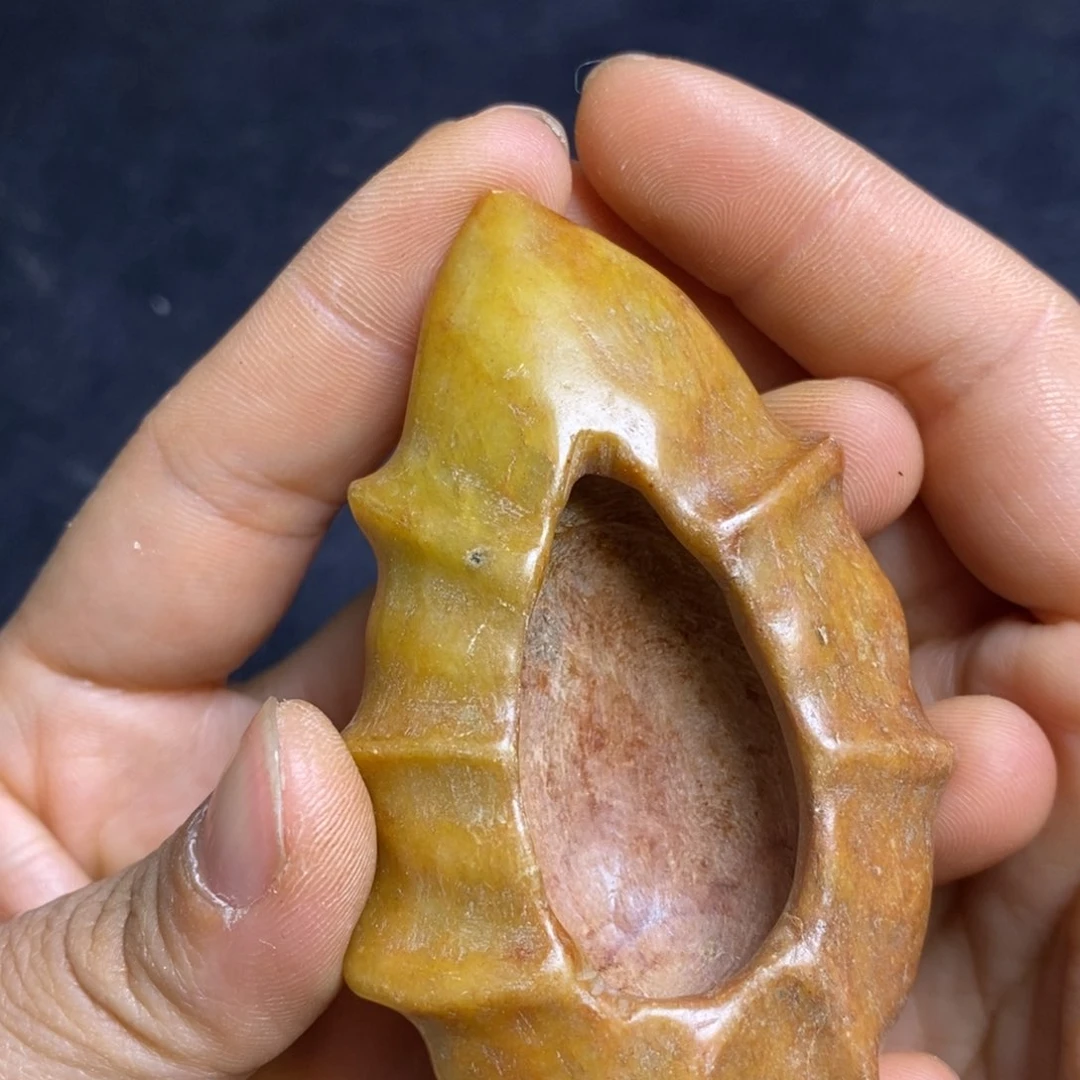 未镶嵌和田玉（糖玉）挂件