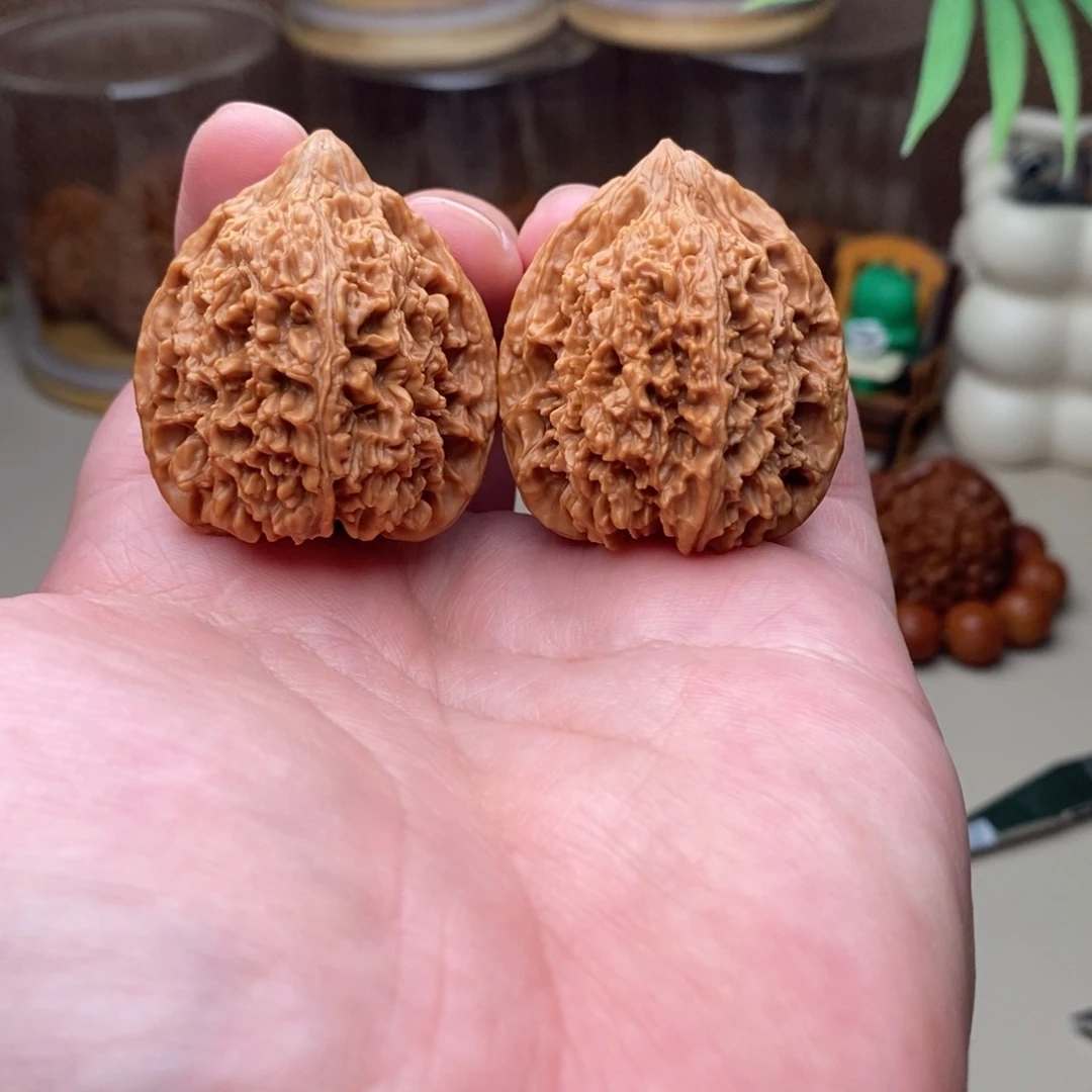 桃核吊坠37全品满天星