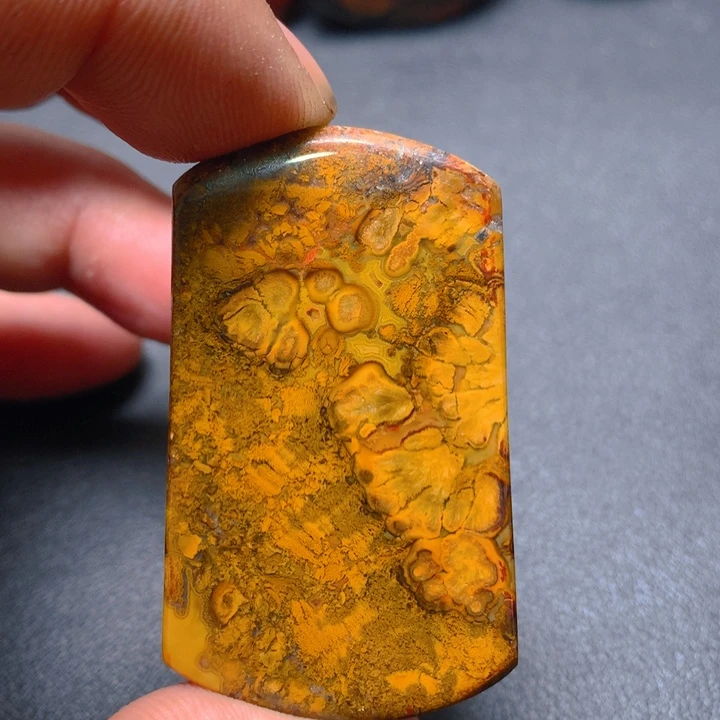 玛瑙/玉髓颈饰未镶嵌逐*