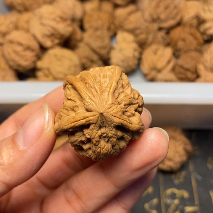 天***顺文玩核桃吊坠文玩核桃异形单只