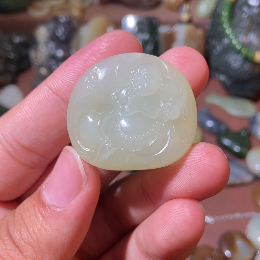 和田玉未镶嵌挂件