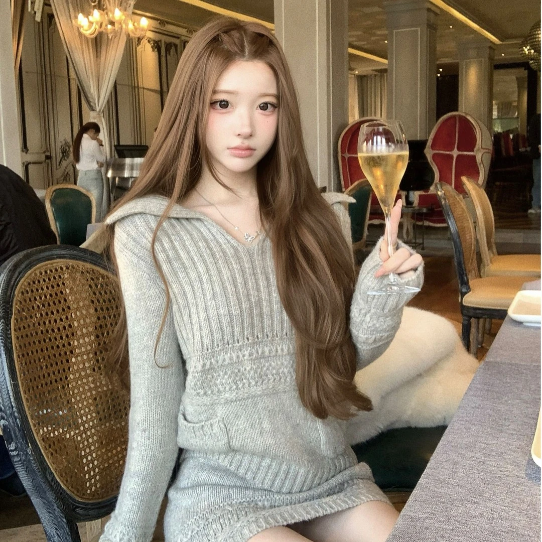 韩系慵懒松弛感大翻领绞花毛针织衫女时尚减龄上衣半裙冬季两件套