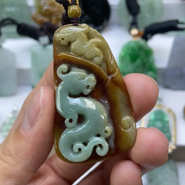 翡翠颈饰未镶嵌缅甸A货翡翠