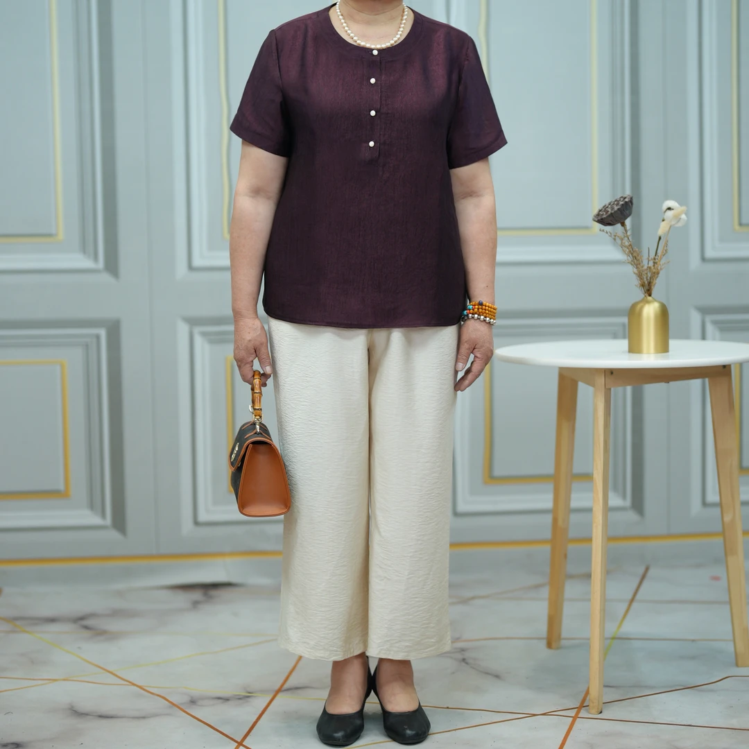 大码妈妈装圆领半开扣套装2025夏新款中老年洋气直筒裤两件套宽松