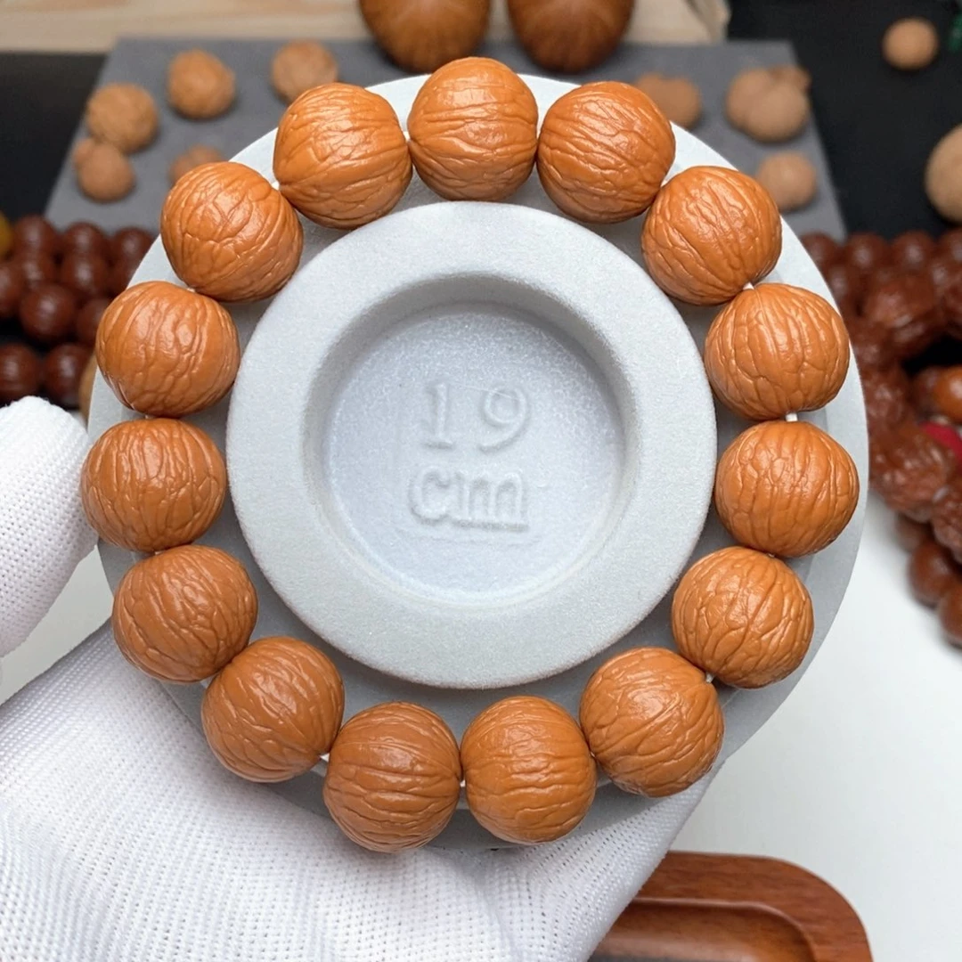 猴头核桃手串同树籽聚宝盆