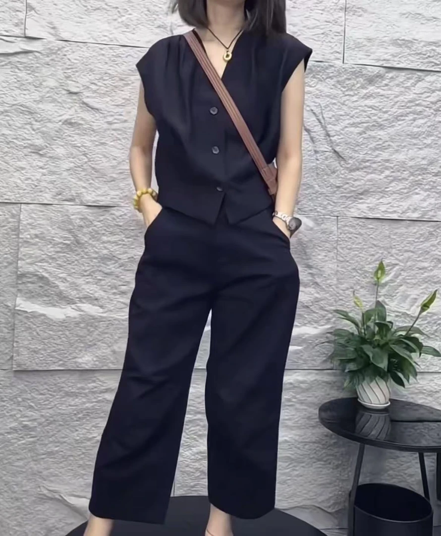 网红时尚爆款休闲风2024年夏季新款套装百搭马夹上衣显瘦阔腿裤女