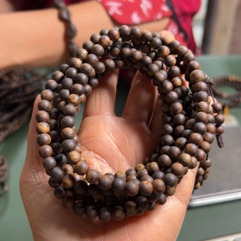 手串沉香乌身一代苗沉浮卡0.6多样性发1条