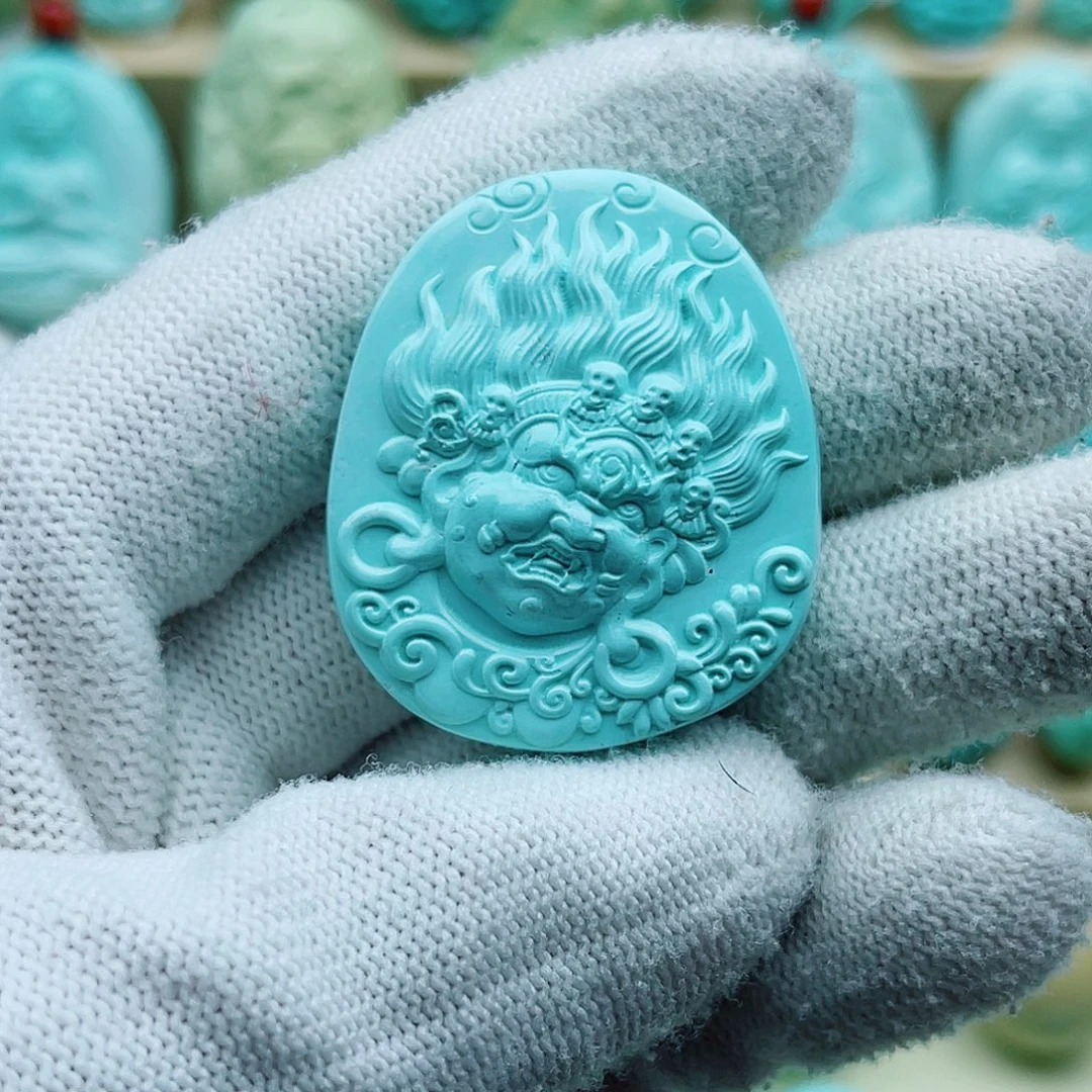 绿松石未镶嵌珠宝奇石